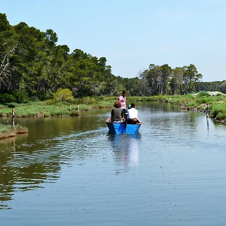 ゲストハウス Fatos Biti 4*