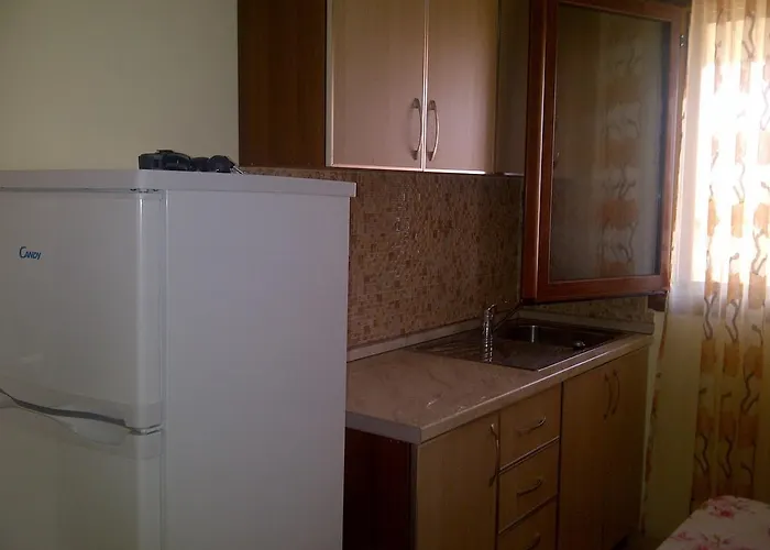 Pensionat Fatos Biti