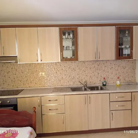 Casa de hóspedes Fatos Biti Divjake